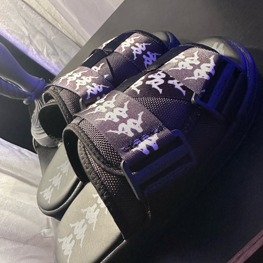 MENS 6! Kappa slides. Basically brand new just too small for me.